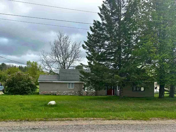 2378 E Old State Rd, East Jordan, MI 49727