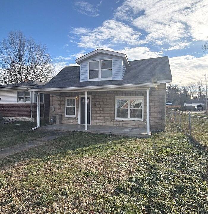 1st image of 1702 Bicknell Ave