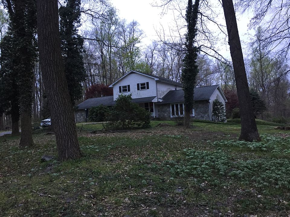 2nd image of 265 Clymer Hill Rd