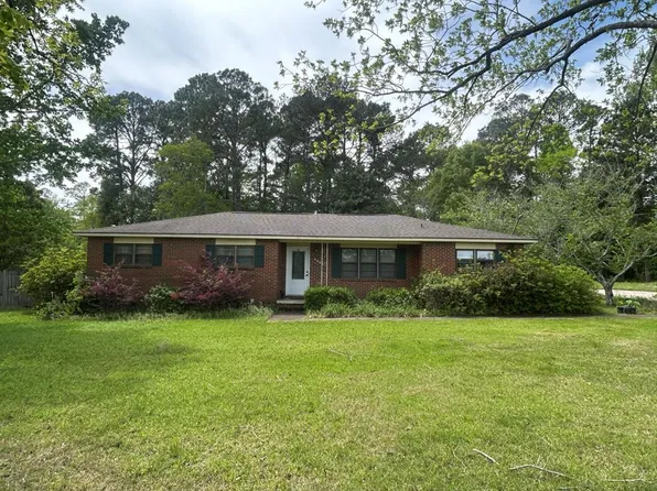 2374 Hodgesville Rd, Dothan, AL 36301