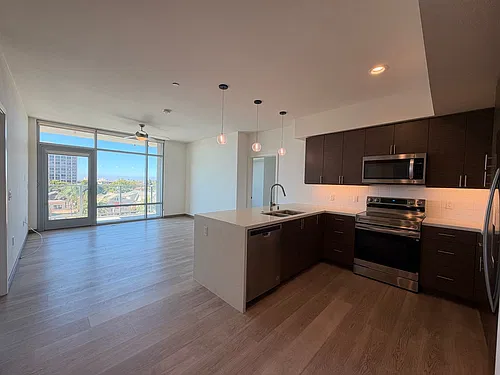 Floor plan 616