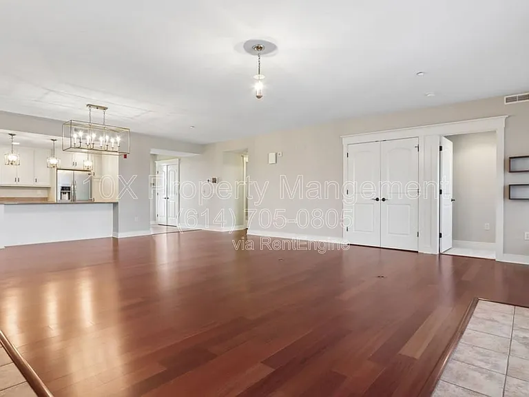 9045 Terrazza South Ct — Photo 7
