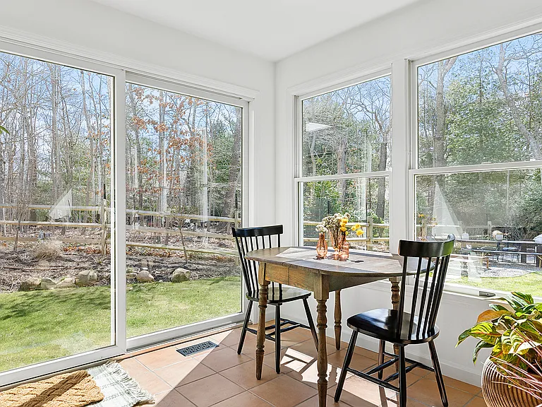 461 Old Stone Hwy — Photo 13