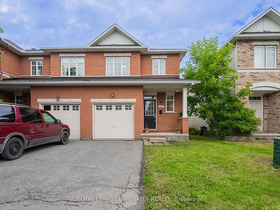 1st image of 160 Deercroft Ave