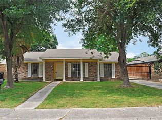 11406 Sharpview Dr, Houston, TX 77072