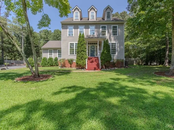 6540 Masada Dr, Chesterfield, VA 23838