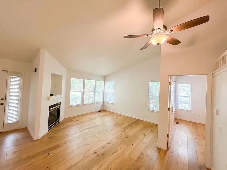 2089 N Fork Dr — Photo 4
