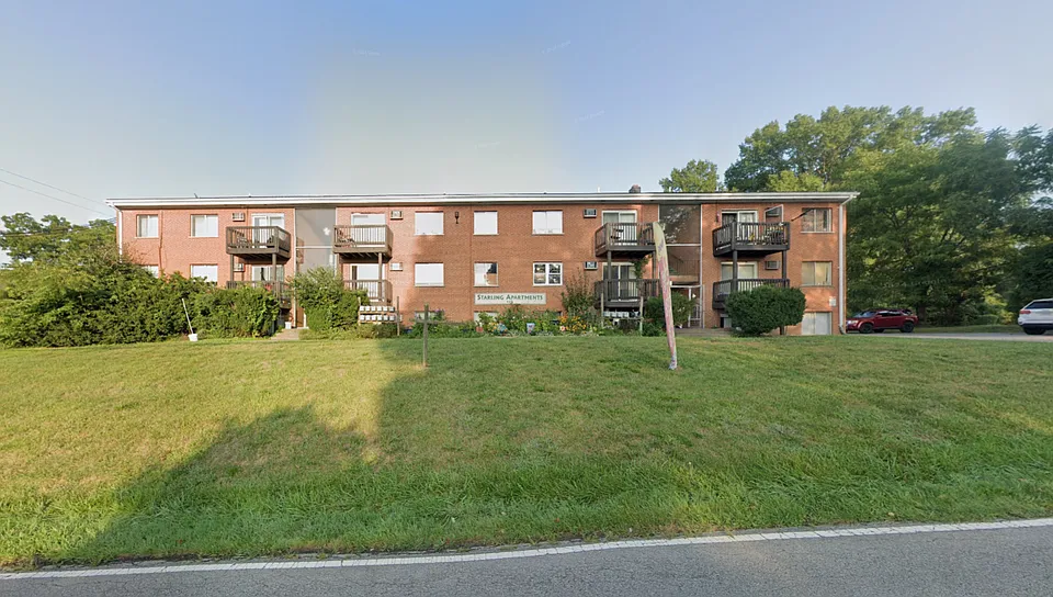 125 Starling Rd #17