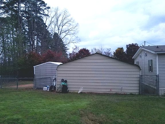 5th image of 135 Red Fern Pl