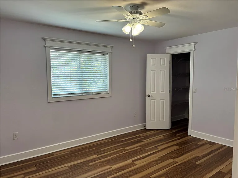 10123 Bay Ave — Photo 26