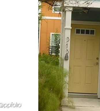 2nd image of 1601 Miriam Ave Unit 307