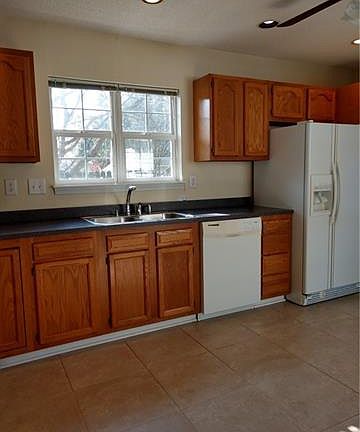 2nd image of 6340 S Bend Ln