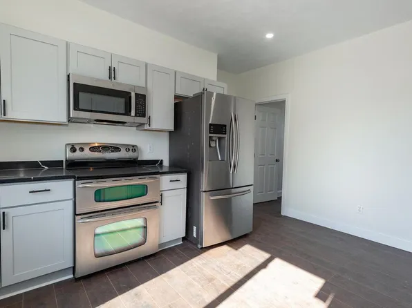 35 Valley St Floor 2, Providence, RI 02909