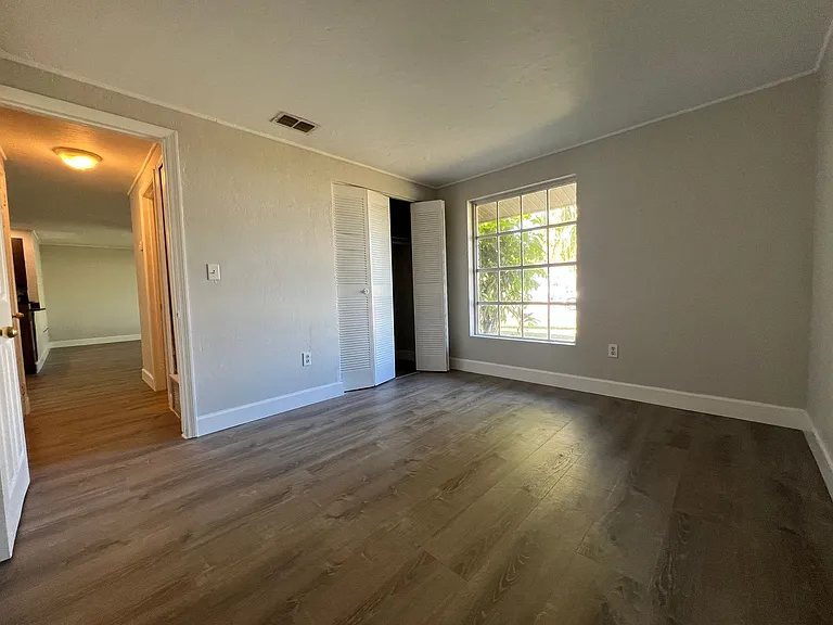2443 Duke Ln — Photo 20
