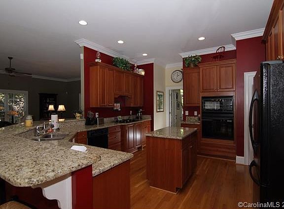 2nd image of 6812 Thornton Oaks Ct