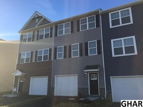 811 Schooner Ln, Mechanicsburg, PA 17050