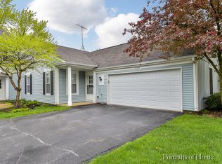 1045 Devonshire Ave, Naperville, IL