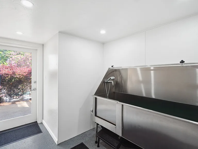 Shaliko Apartment Homes — Photo 23