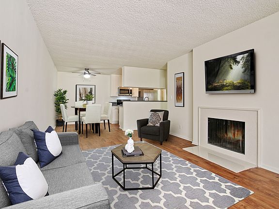 3rd image of 1342 Wellesley Ave #9554472