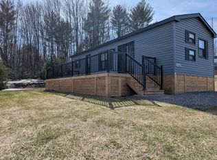 1047 Bonnie Lake Camp Rd #LKR036, Bracebridge, ON P1L1W9