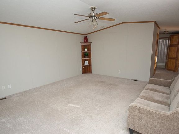 5th image of 116 S Gate Rd