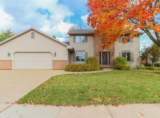 708 Westfield St, Kaukauna, WI 54130