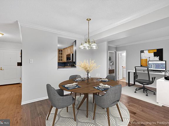 4th image of 4601 N Park Ave APT 402-B
