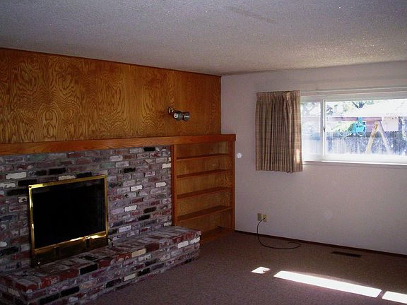 Family room attached to kitchen