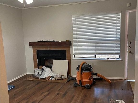 5th image of 1902 Dartmouth St APT J4