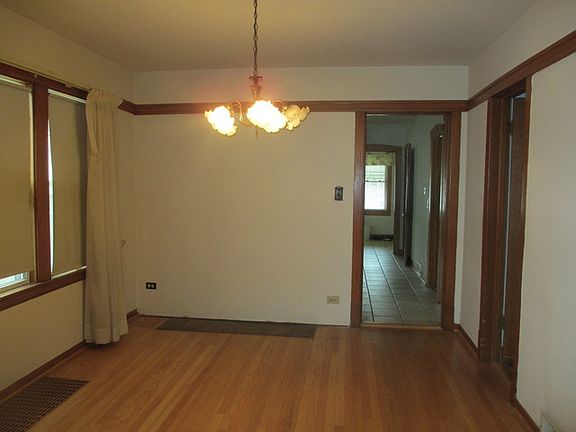 3rd image of 2544 N 73rd Ave
