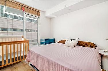 4th image of 50 Franklin St APT 5E