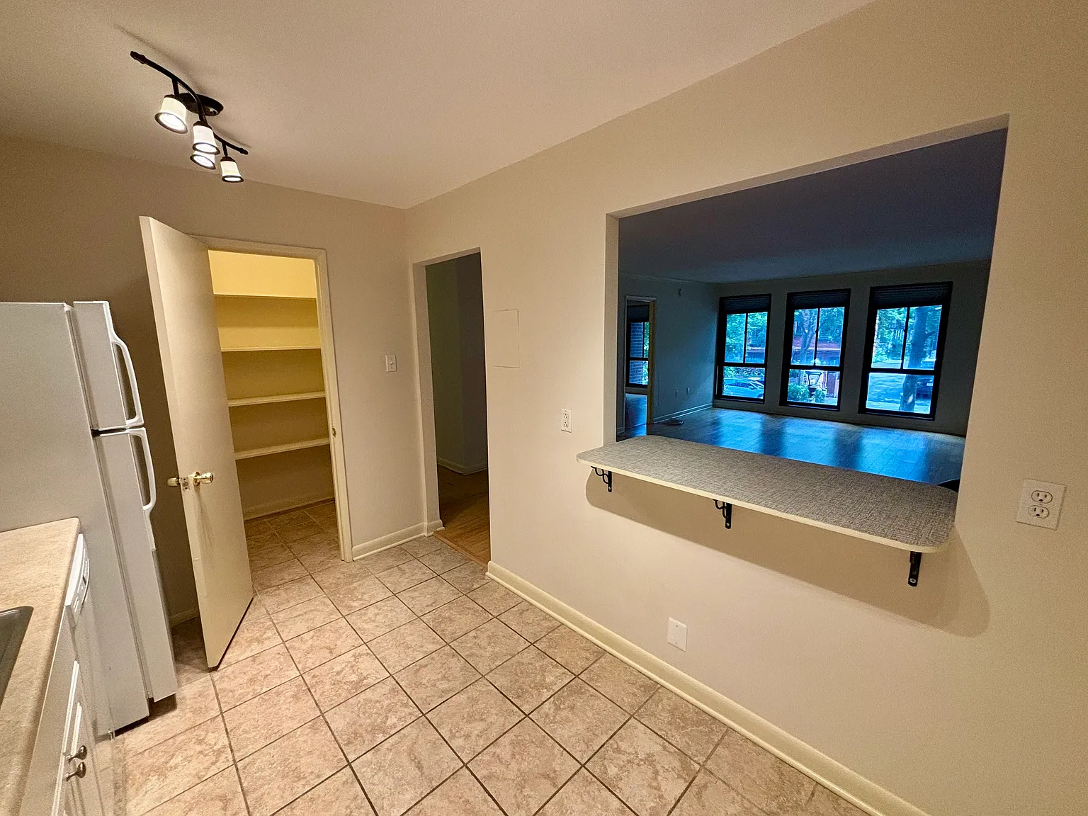 1 bed, 800 sqft, $2,650 — Photo 4
