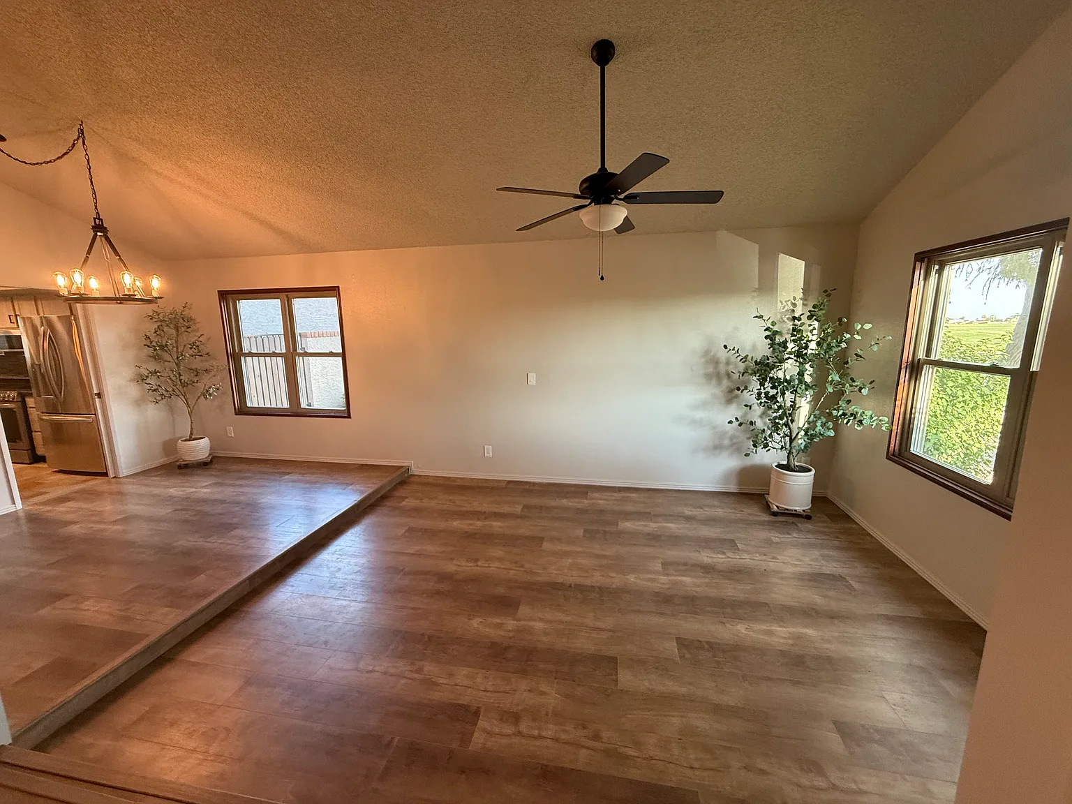 2 bed, 2.5 bath, 1426 sqft, $2,450 — Photo 3