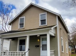 910 Pine St, Springfield, OH 45505