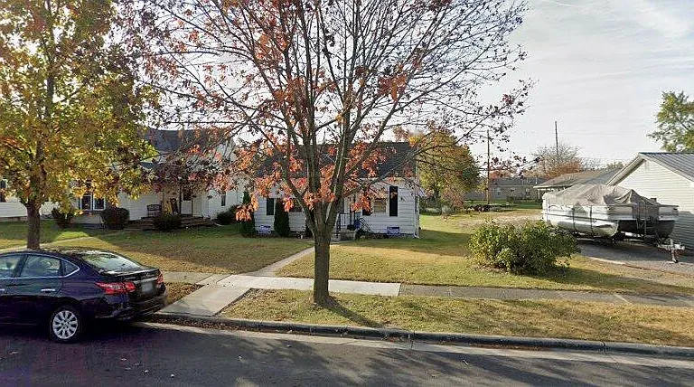 719 Armstrong St — Photo 1
