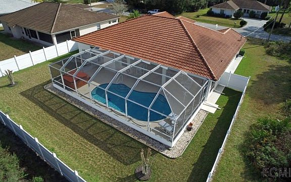 3rd image of 11 Prince Walter Ln