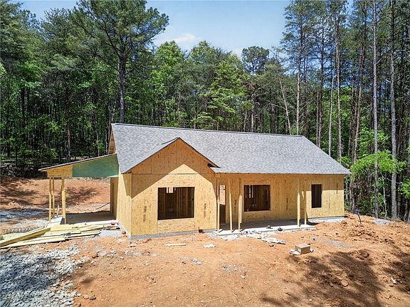 3rd image of 1091 Drummond Rd