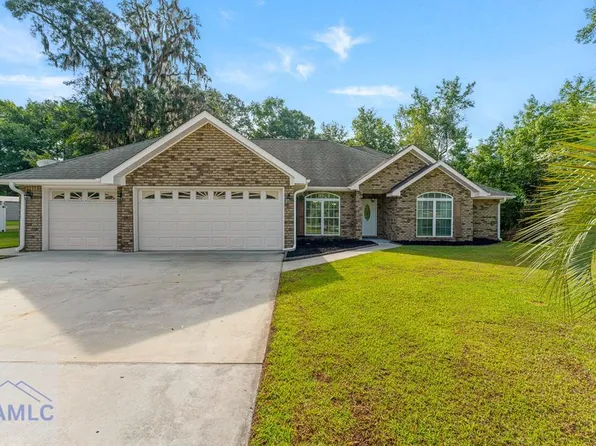 270 Sassafras Ln, Midway, GA 31320