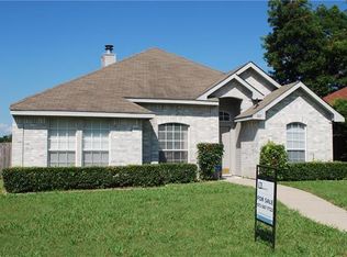307 Homestead Dr, Lancaster, TX 75146