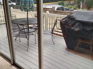 11475 Waterhaven Ct, Reston, VA 20190