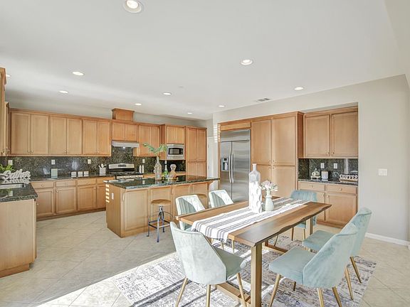 5th image of 2031 Lake Vista Ct