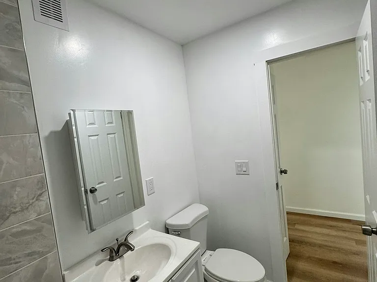 1 W 19th St #2L — Photo 17