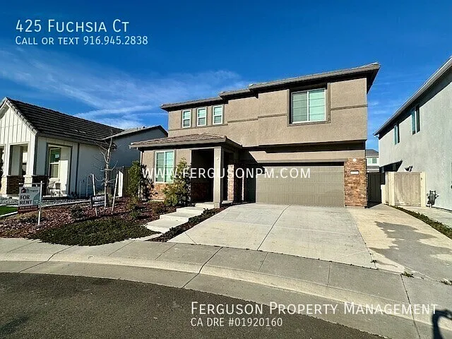 425 Fuchsia Ct