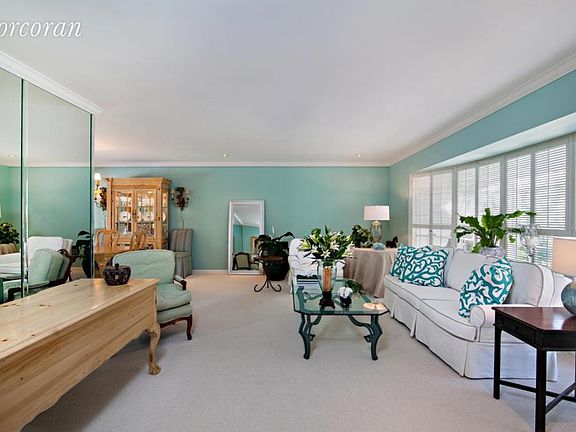 5th image of 1465 N Lake Way