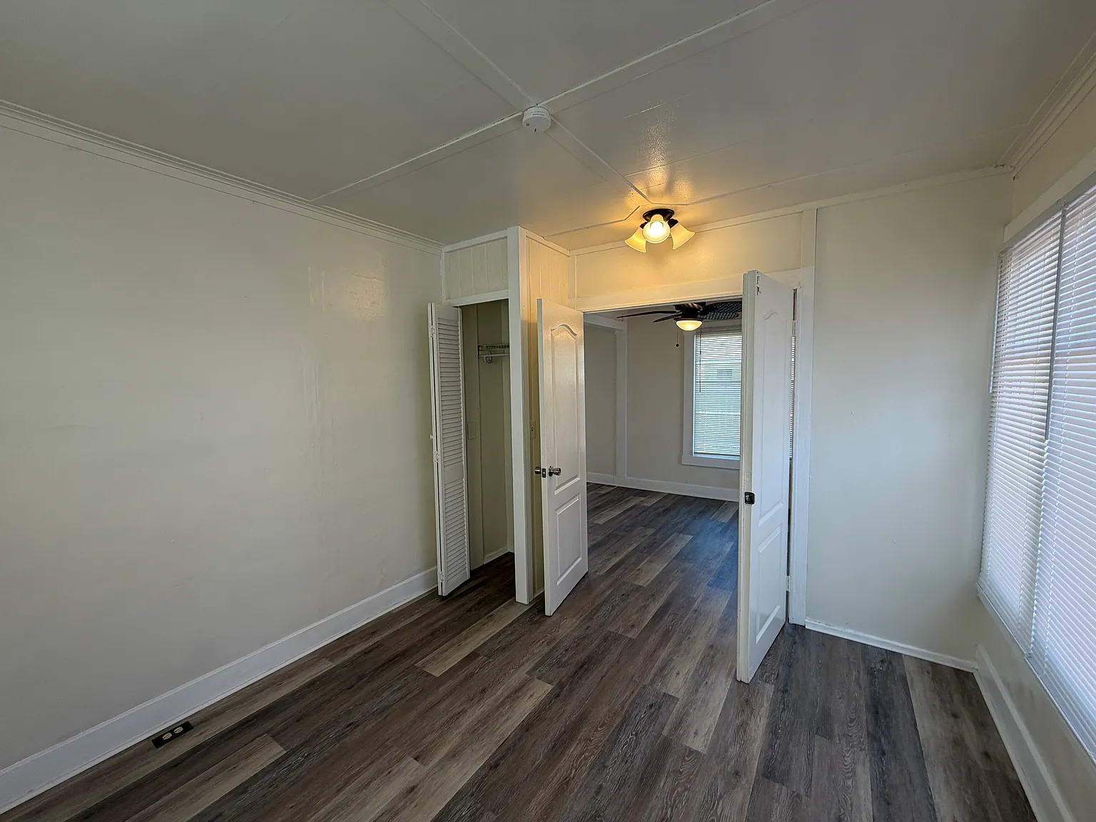 3 bed, 760 sqft, $3,895 — Photo 4