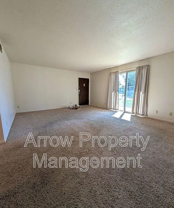 1710 H St #103