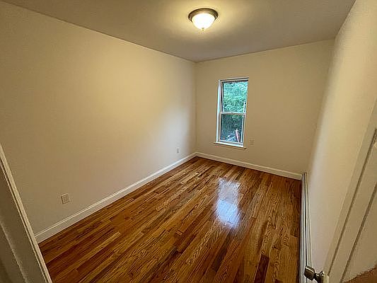 3rd image of 1361 Bronx River Ave #2R