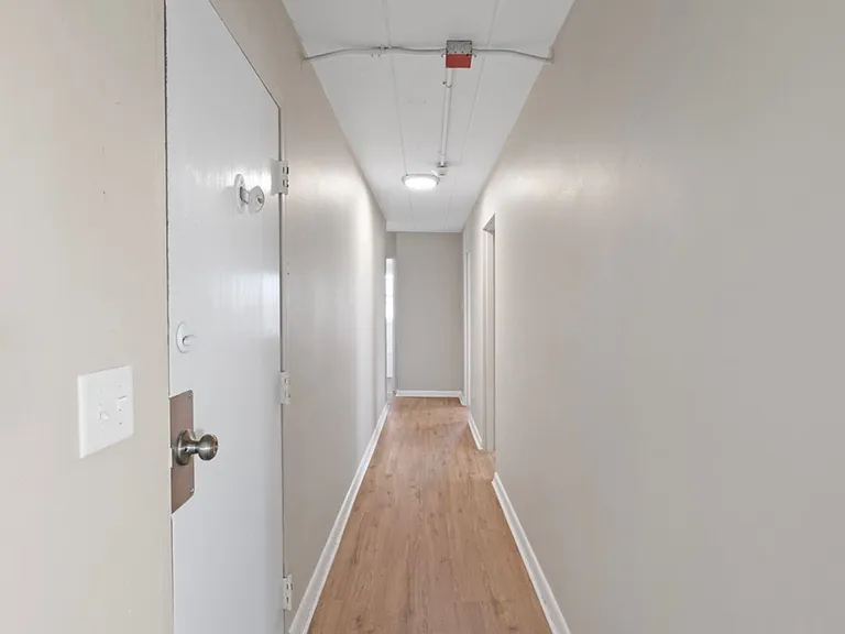 617 W Riverview Ave — Photo 13