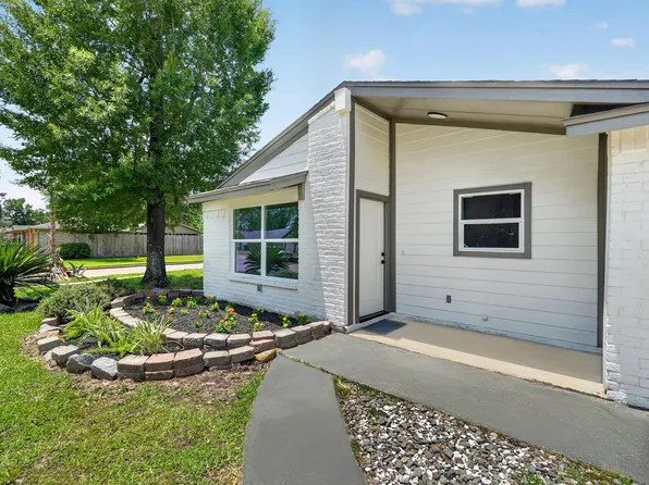 9623 Seeker St, Houston, TX 77078
