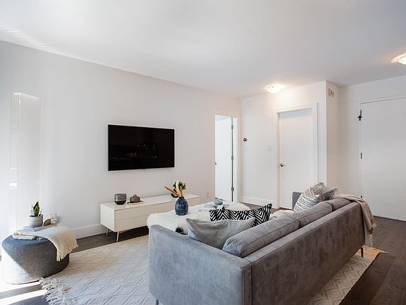 4th image of 4900 Cartier St #316